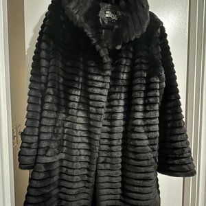 Hannah by Mar.lo Sz.L Black Faux Fur Coat